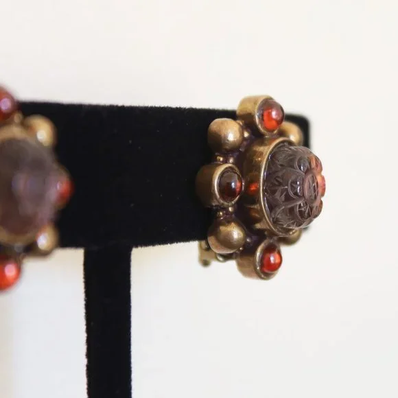 Stephen Dweck Carved Natural Quartz and Carnelian Earrings in Bronze - Picture 3 of 10